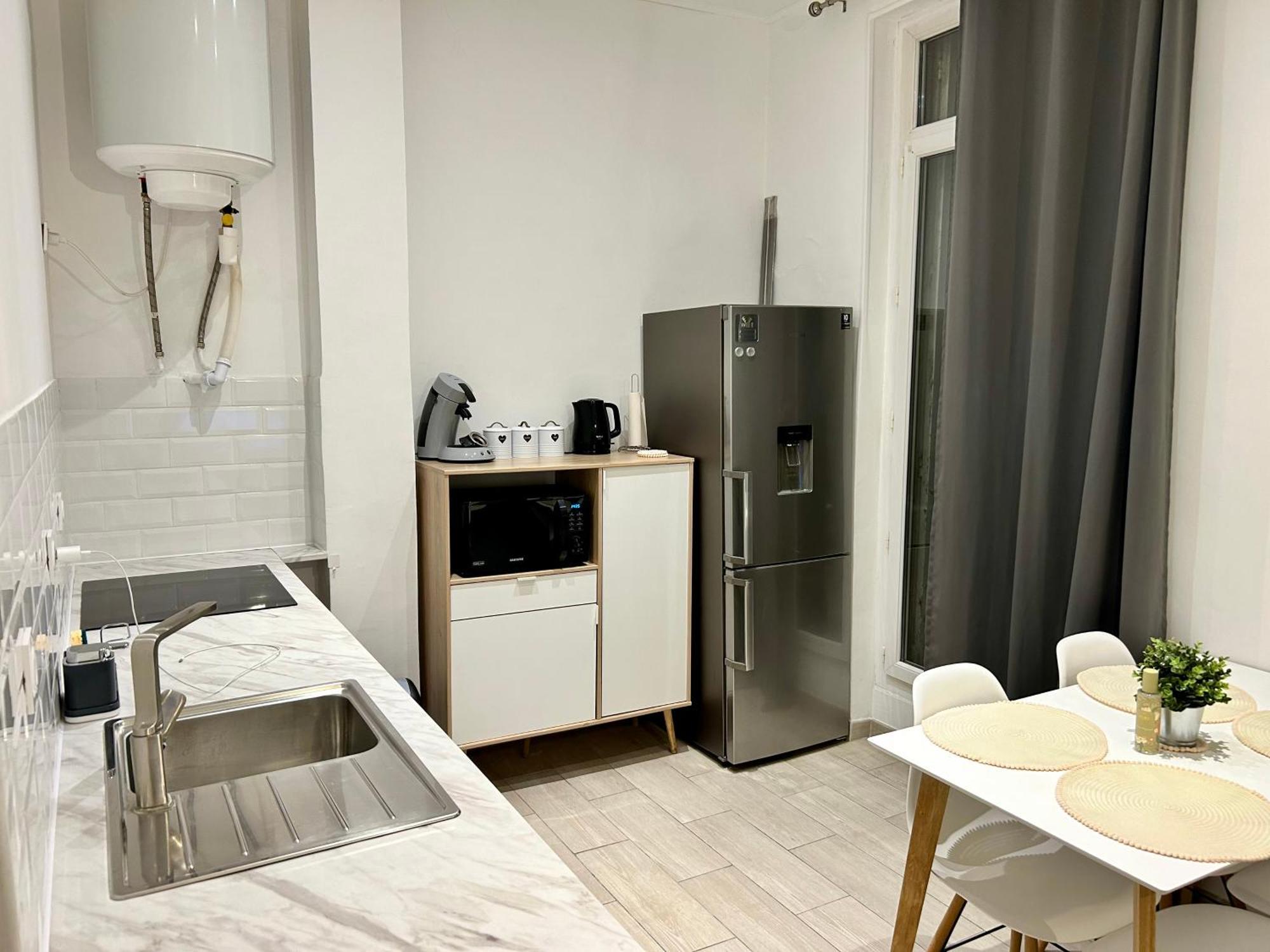 Lumineux 2 Pieces - Centre-Ville Climatise - Netflix Prime Canal - Bien Place Marseilles Exterior foto
