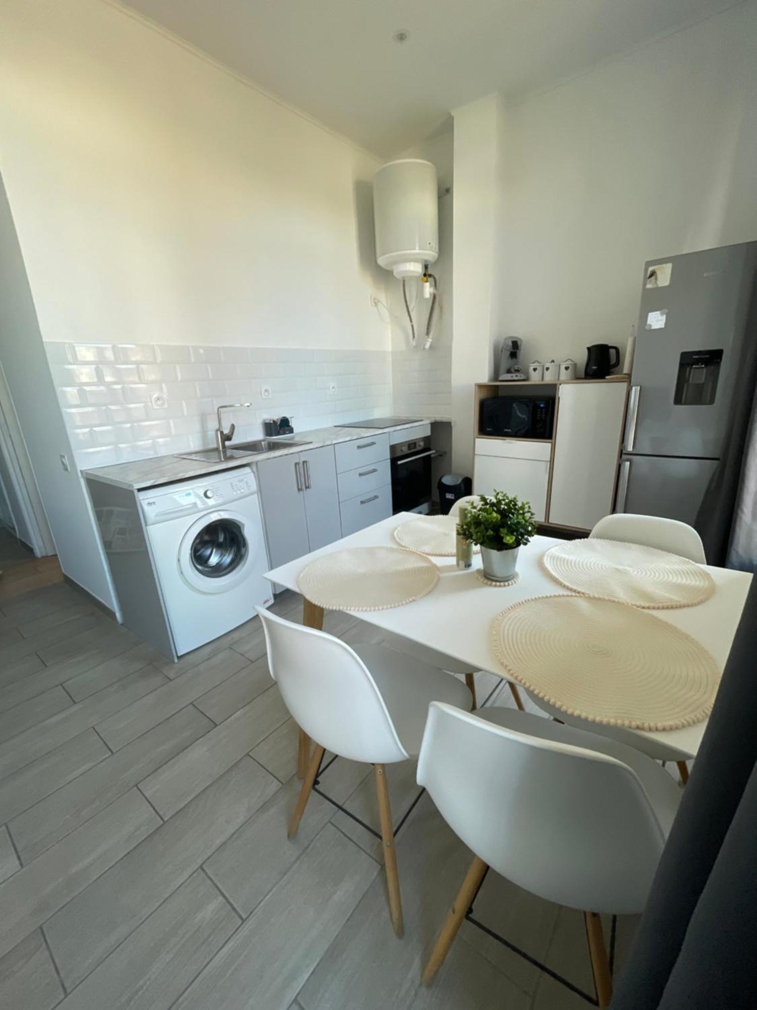 Lumineux 2 Pieces - Centre-Ville Climatise - Netflix Prime Canal - Bien Place Marseilles Exterior foto